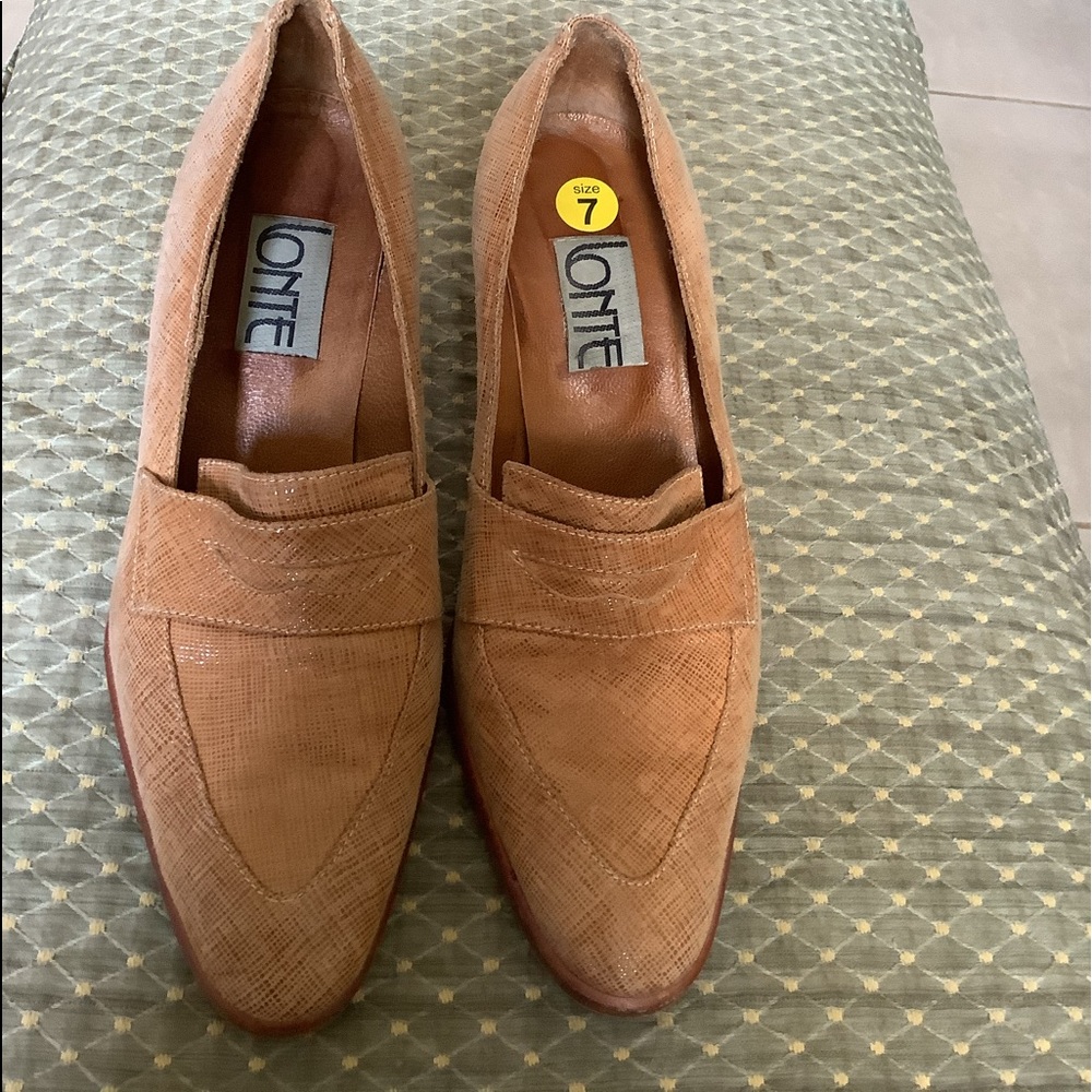 Loafers made with Italian croc leather